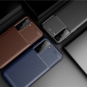 کاور اپیکوی مدل Auto Focus Carbon مناسب برای گوشی موبایل سامسونگ Galaxy S21 FE