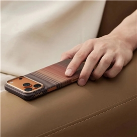 قاب آیفون 17 پرو PITAKA Ultra Slim Moment Sunset PitaTap