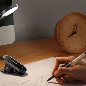 چراغ مطالعه گیره دار بیسوس Baseus Comfort Reading DGRAD-0G Mini Clip Lamp