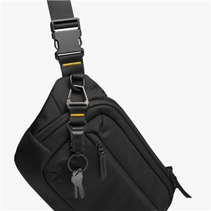جاکلیدی اسپیگن مدل Spigen Carabiner (Magnetic Keychain)
