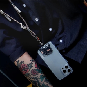 تگ اتصال بند موبایل برند اسکین آرما SKINARMA MECHA