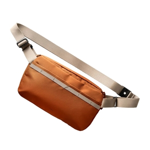 کیف رودوشی یونیک مدل UNIQ DENVER (5L)