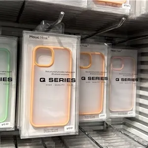 قاب پشت شفاف برند مجیک ماسک Magic Mask مدل کیو سریز Q Series دور لنز دار برای گوشی  iPhone 13