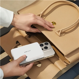 پاوربانک وایرلس 10000 مگ سیف ایس فست ACEFAST M26 توان 20 وات